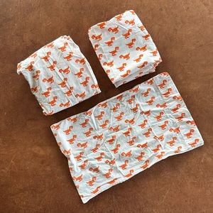 The Land of Nod Organic Cotton Sheet Set, Crib Size